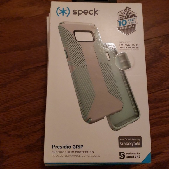 Variety of Speck cases for Samsung Galaxy s8 - Picture 3 of 6